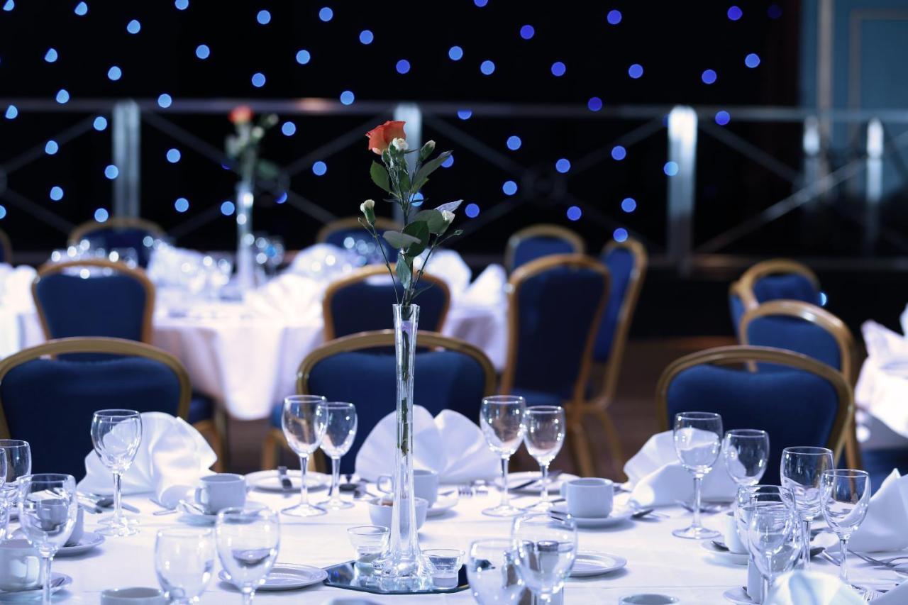 Armagh City Hotel Экстерьер фото